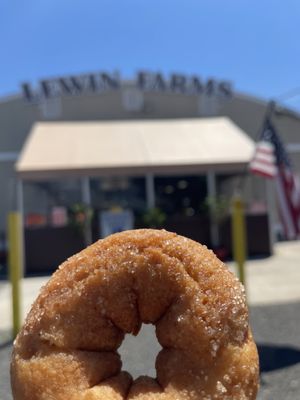 Lewin Farms by null