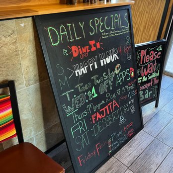 La Calera Mexican Bar & Grill - Mexican Near Me - Mcmurray, Pennsylvania