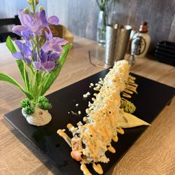 Yama Sushi - Firecracker roll