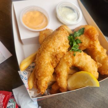 Gordon Ramsay Fish & Chips - This is the triple combi with fish, shrimp & chicken with tartar sauce which was good - Fish & Chips Near Me - Washington, DC, District of Columbia