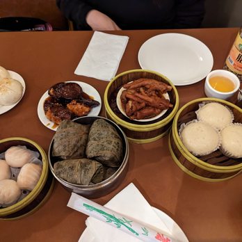 Harbor City Restaurant - Chicken feet, custard bun - Barbeque Near Me - Seattle, Washington Harbor City Restaurant - Chicken feet, custard bun - Barbeque Near Me - Seattle, Washington