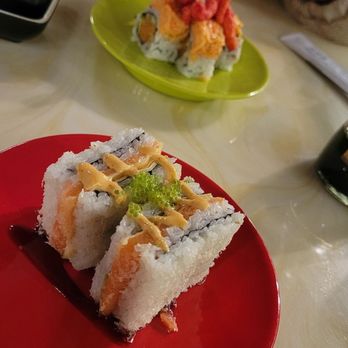 Sooshibay - Conveyor Belt Sushi Near Me - Kenosha, Wisconsin