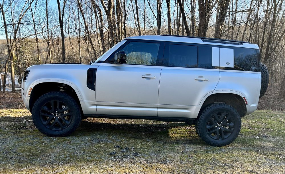 LAND ROVER DARIEN Updated August 2024 38 Photos & 35 Reviews 1335