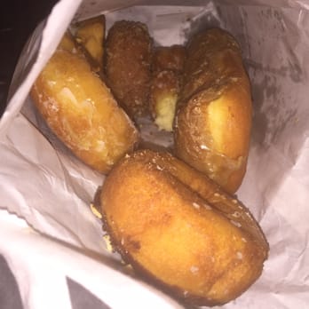 Happy Donut - 6 hot donuts in a bag=bad idea - Donuts Near Me - Albany, California Happy Donut - 6 hot donuts in a bag=bad idea - Donuts Near Me - Albany, California