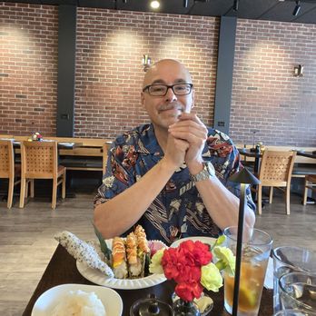 Sushi Plus Thai - Sushi tacos - Sushi Bars Near Me - Palatine, Illinois