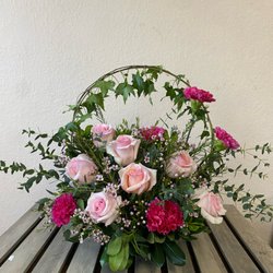 Thyme & Seasons Flower And Gift Market
