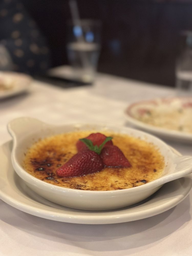 Maggiano's Little Italy