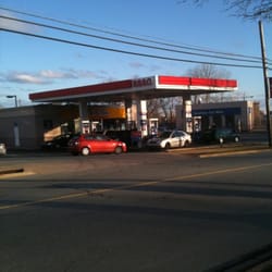 Ochterloney Street Esso