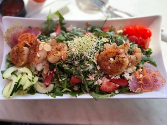 Guppy's On the Beach by null