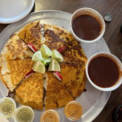 918 Maples Cafe & Catering - Famous Birria Pizza