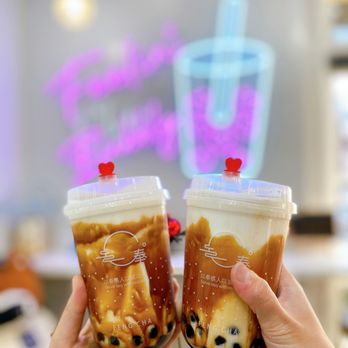 Feng Cha Teahouse - Creme brûlée dirty boba - Bubble Tea Near Me - Costa Mesa, California
