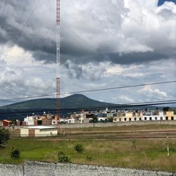Auditorio - Vista desde el cambio de andén de la estación.