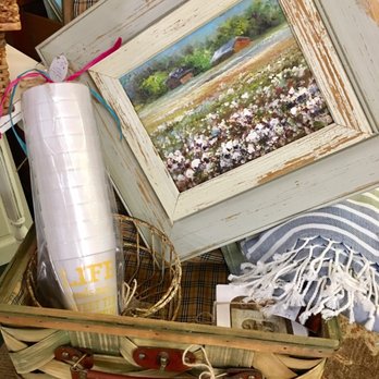 Daphne Antique Galleria - Antiques Near Me - Daphne, Alabama Daphne Antique Galleria - Antiques Near Me - Daphne, Alabama