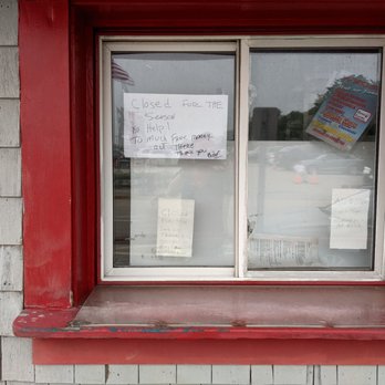 Bess Eaton Coffee Shop - a sign in the window - Coffee & Tea Near Me - Narragansett, Rhode Island Bess Eaton Coffee Shop - a sign in the window - Coffee & Tea Near Me - Narragansett, Rhode Island