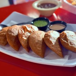 Las Nuevas Islas - Shrimp Empanadas
