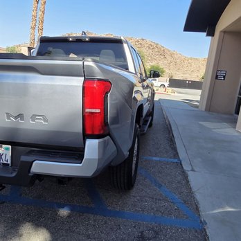 Caliber Collision - Body Shops Near Me - Cathedral City, California