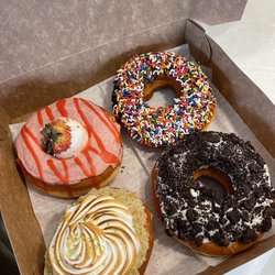 Donut Villa Diner - Dozen Donuts