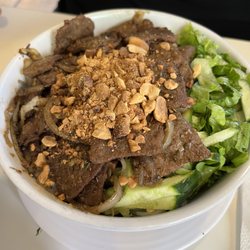Loving Hut - R4. Lemongrass Noodle