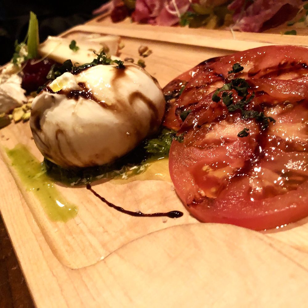 L'Atelier - Buffalo mozzarella - Canadian (New) Near Me - Quebec City, Quebec L'Atelier - Buffalo mozzarella - Canadian (New) Near Me - Quebec City, Quebec