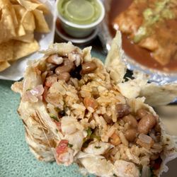 El Talpense Mexican Restaurant - Pascado burrito