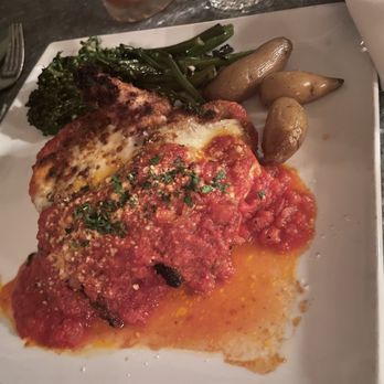Primo Italia - Pollo alla Parmigiana. - Italian Near Me - Torrance, California