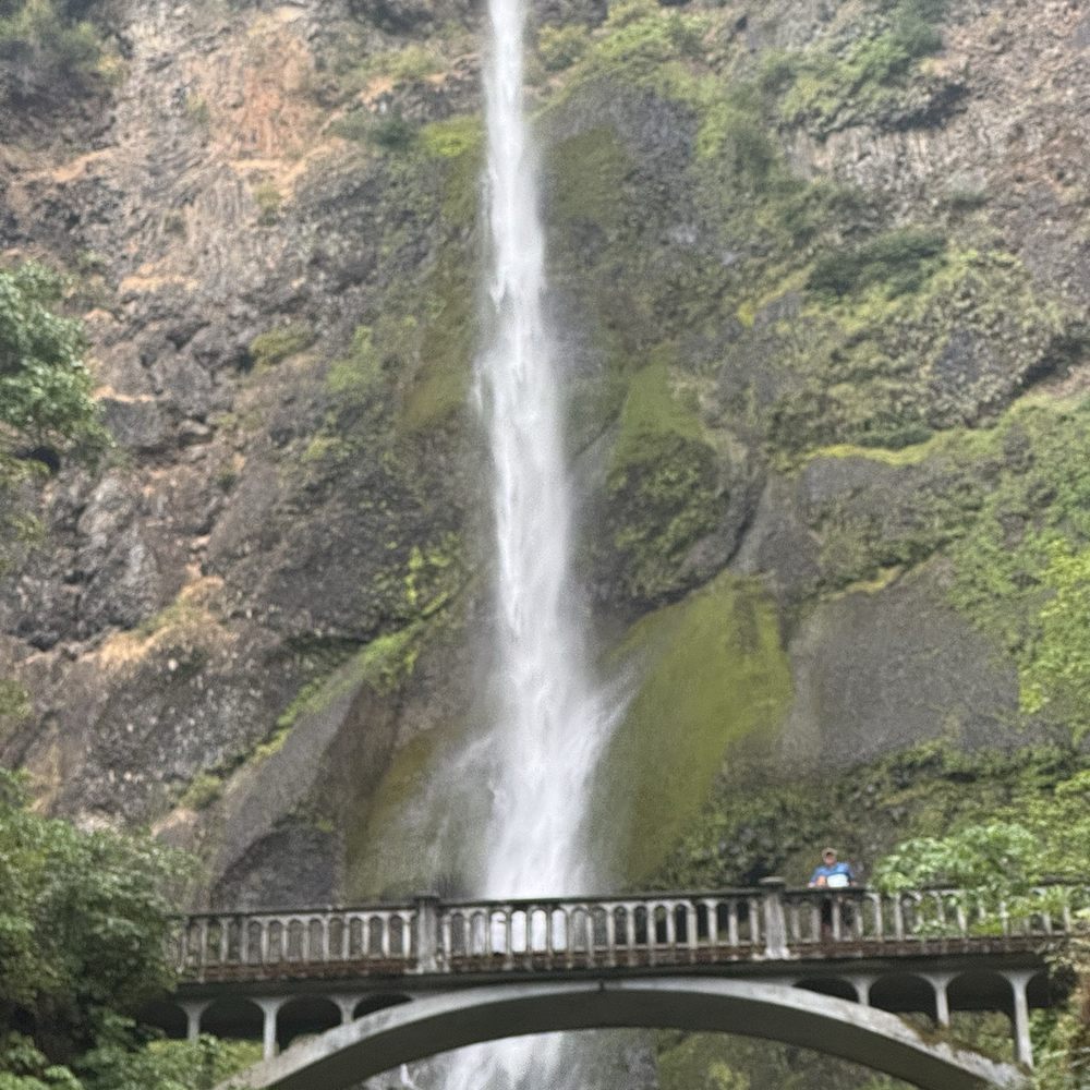 Multnomah Falls - Bridge at falls you can walk across by taking a short hike - Hiking Near Me - Bridal Veil, Oregon Multnomah Falls - Bridge at falls you can walk across by taking a short hike - Hiking Near Me - Bridal Veil, Oregon