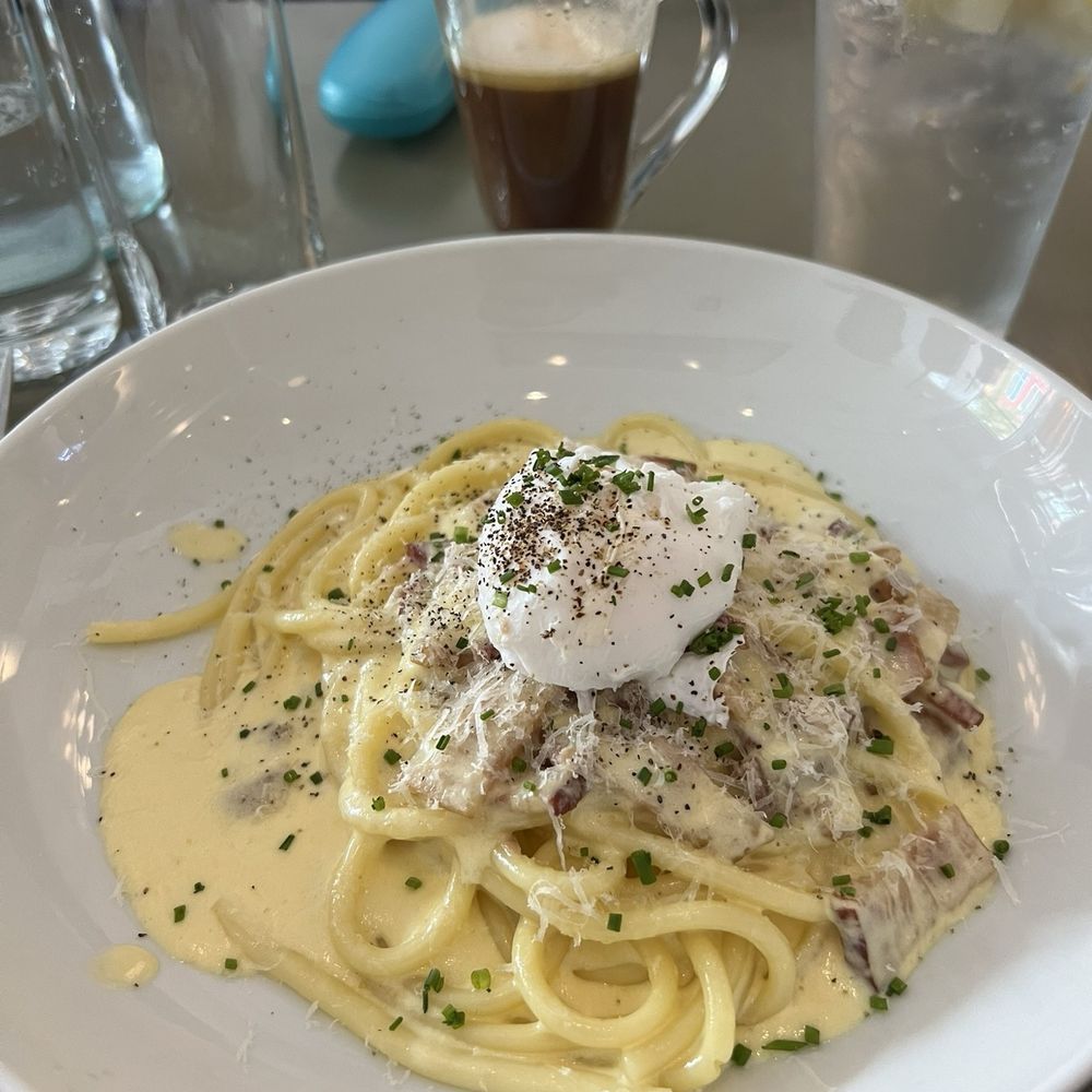 Maison Cheryl - French Near Me - Arlington, Virginia