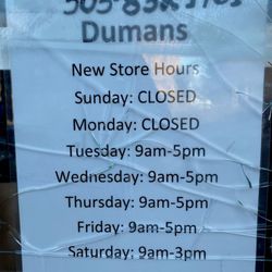Duman's Custom Tailor - Sign on front door as of January 12, 2024