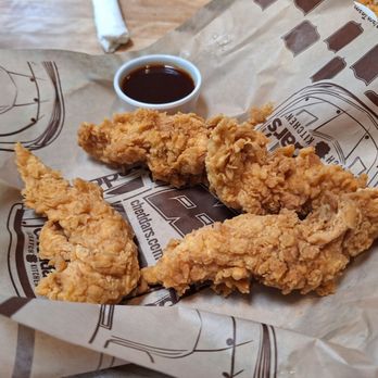 Cheddar's Scratch Kitchen - Chicken strips - Comfort Food Near Me - Newport News, Virginia Cheddar's Scratch Kitchen - Chicken strips - Comfort Food Near Me - Newport News, Virginia