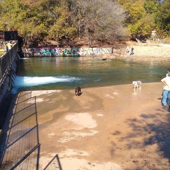 Barton Springs Pool - Swimming Pools Near Me - Austin, Texas Barton Springs Pool - Swimming Pools Near Me - Austin, Texas