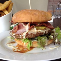 Devils Burger - Chili Cheese Bacon