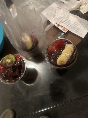 Deep Purpl Acai Bowls by null