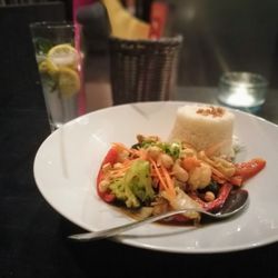 Rice Queen - Geschmacklos: "Prawn Cashew"