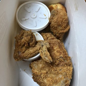 Lee's Famous Recipe Chicken - fried chicken in a box - Fast Food Near Me - Lebanon, Kentucky Lee's Famous Recipe Chicken - fried chicken in a box - Fast Food Near Me - Lebanon, Kentucky
