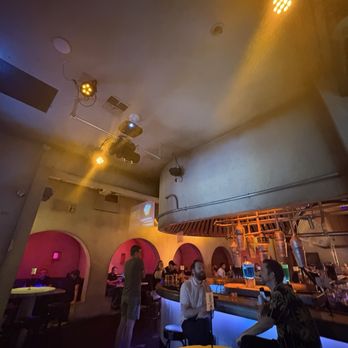 Scum and Villainy Cantina