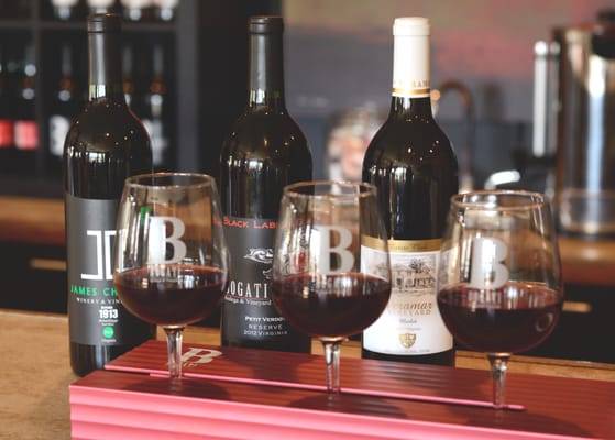 Bogati Winery by null