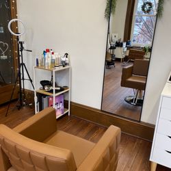 Journey Hair Lounge - Inside the studio
