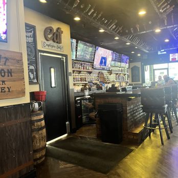 Burg and Barrel - interior - Burgers Near Me - Overland Park, Kansas Burg and Barrel - interior - Burgers Near Me - Overland Park, Kansas