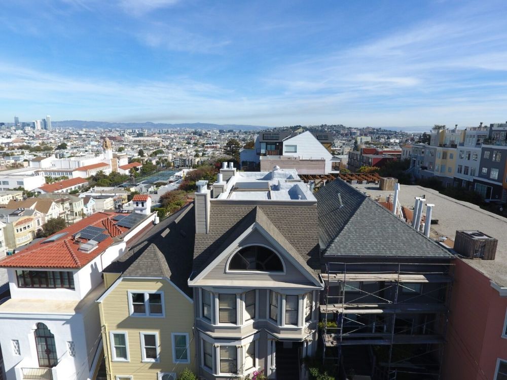 Slide of Sierra Roofing & Building