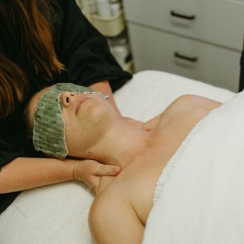 Dewy Skin OC - Shoulder massage - Estheticians Near Me - Huntington Beach, California Dewy Skin OC - Shoulder massage - Estheticians Near Me - Huntington Beach, California