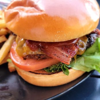 Trailhead Public House & Eatery - Burger - Burgers Near Me - Moab, Utah Trailhead Public House & Eatery - Burger - Burgers Near Me - Moab, Utah