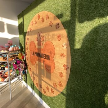 La Pawnaderia - Pet Stores Near Me - Downey, California