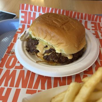 For The Win - Cheeseburger - Sandwiches Near Me - Van Nuys, California For The Win - Cheeseburger - Sandwiches Near Me - Van Nuys, California