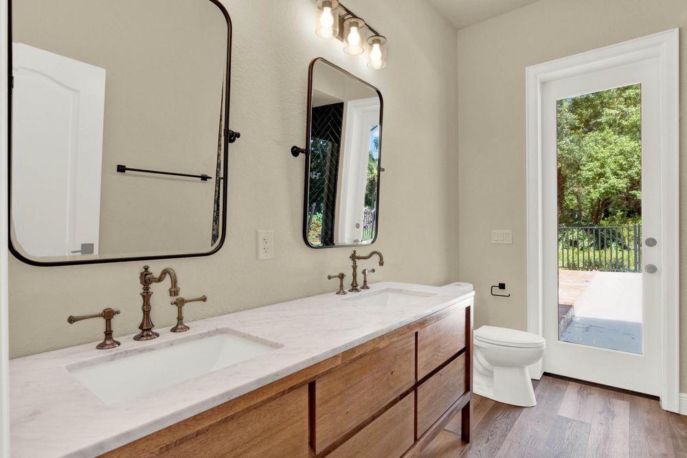 Slide of Stenhouse Roofing