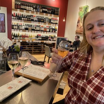 Vino Volo - Champagne tasting - Wine Bars Near Me - San Antonio, Texas