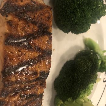 Saltgrass Steak House - Salmon with Broccoli on the side - Steakhouses Near Me - Liberty, Missouri Saltgrass Steak House - Salmon with Broccoli on the side - Steakhouses Near Me - Liberty, Missouri