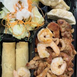 teriyaki bowl - Half chicken and half shrimp bento box