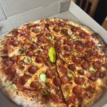 Heartbreakers Pizza - Pizza Near Me - Ottawa, Ontario Heartbreakers Pizza - Pizza Near Me - Ottawa, Ontario