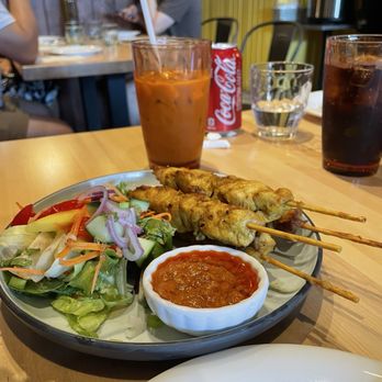 Eat Bkk Thai Kitchen - Thai Near Me - Thornhill, Ontario Eat Bkk Thai Kitchen - Thai Near Me - Thornhill, Ontario