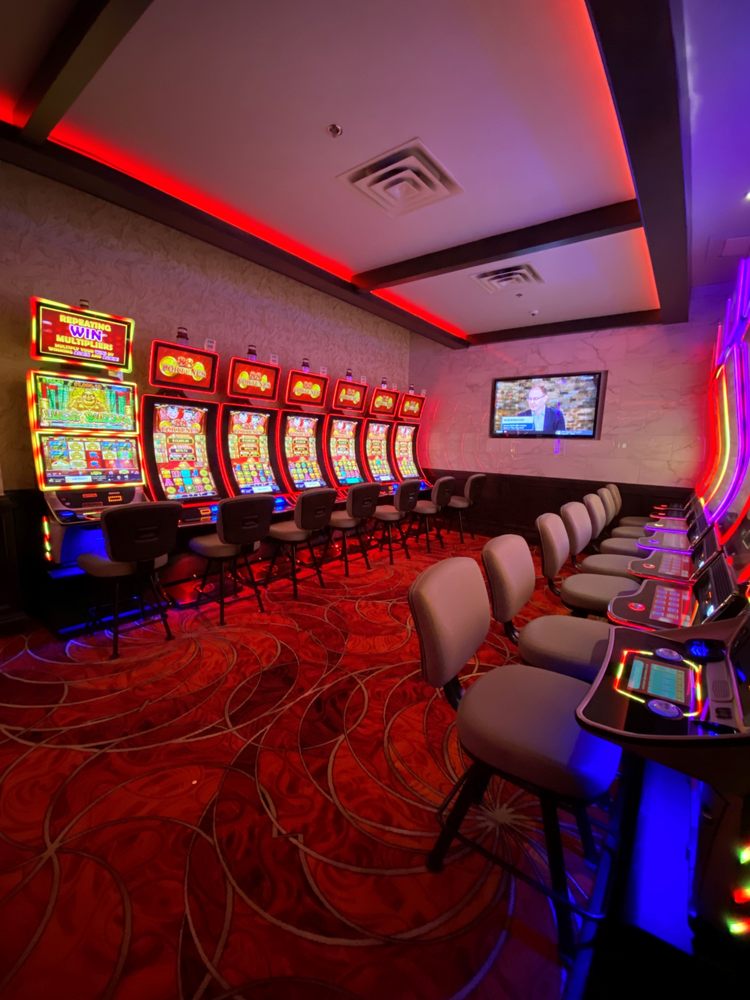 CASH CASINO - Casinos - 4040 Blackfoot Trail SE, Calgary, AB